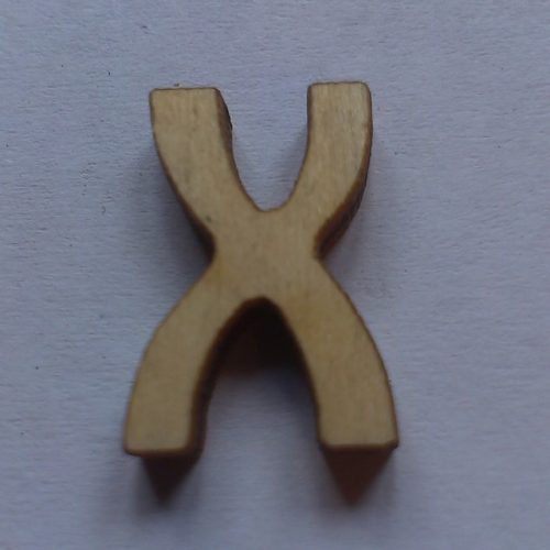 Fa betűk 1,5-2 cm X